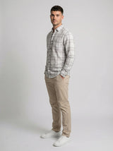 The Showfine Men's Grey and White Plaid Long-Sleeve Button-Down Shirt