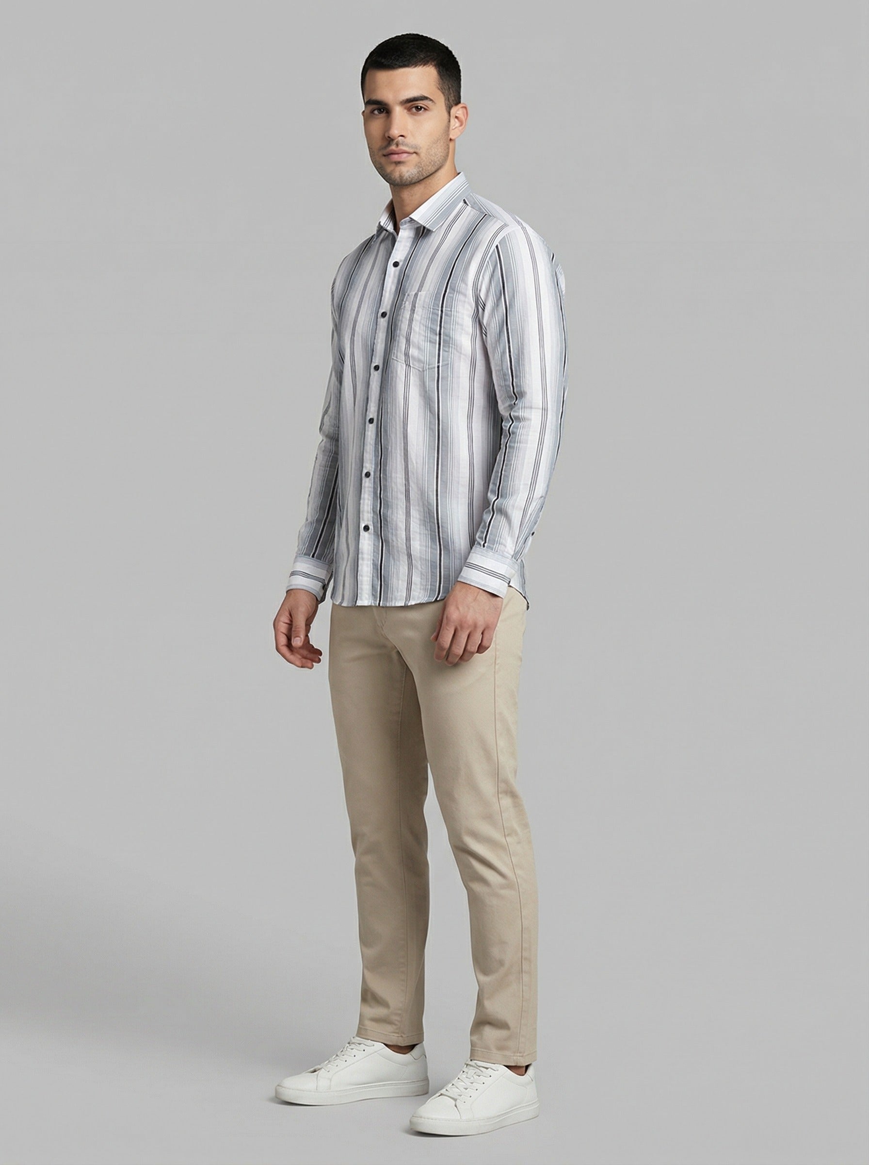 Men's Classic Grey and White Horizontal Striped Long Sleeve Button-Down Shirt