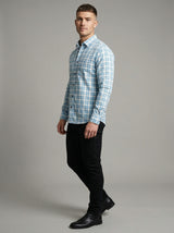 Men's Classic Blue and White Gingham Checkered Long Sleeve Button-Down Shirt
