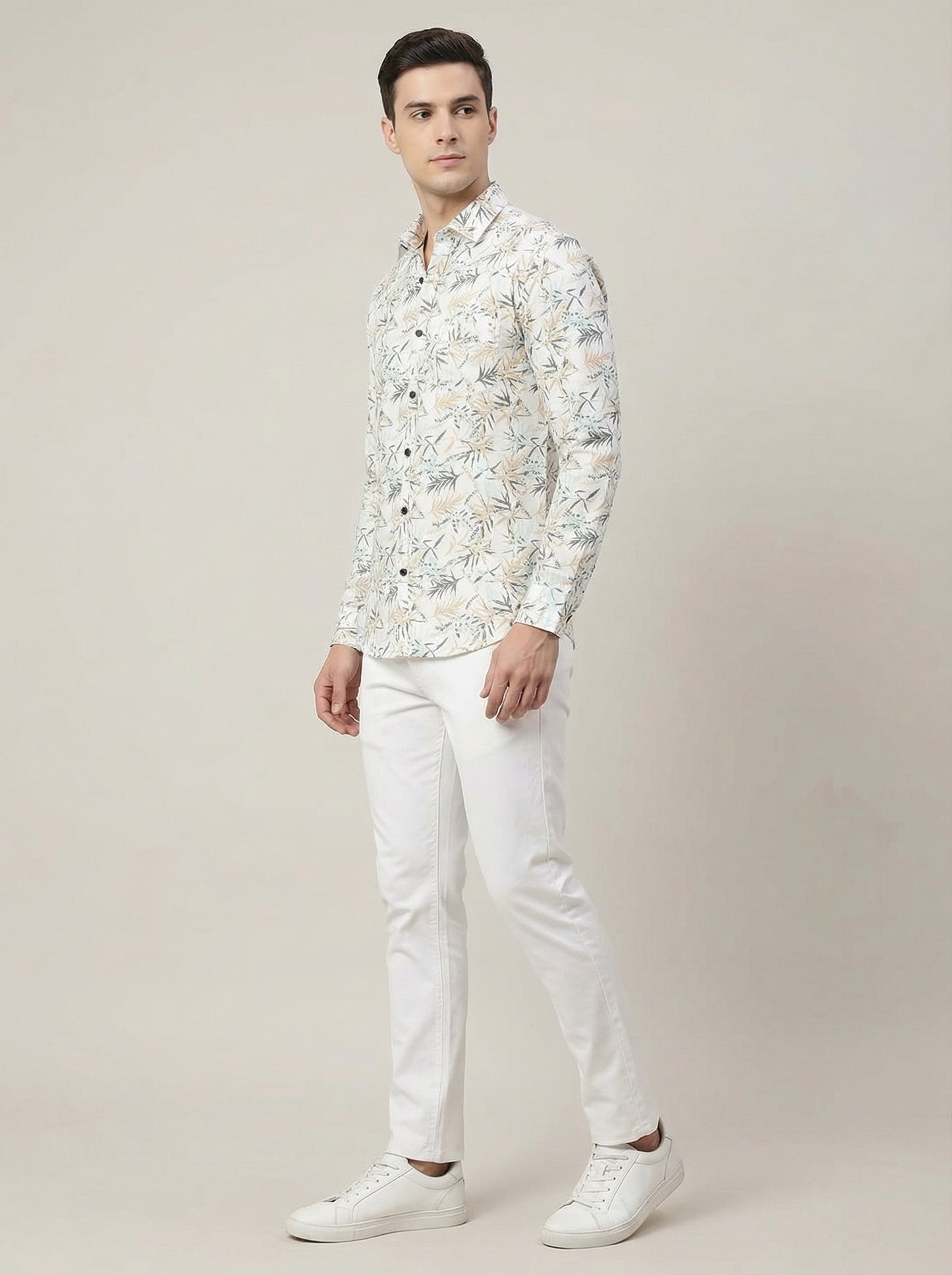Men's Tropical Bamboo Leaf Print Button-Down Shirt - White & Tan Long Sleeve Casual Summer Shirt