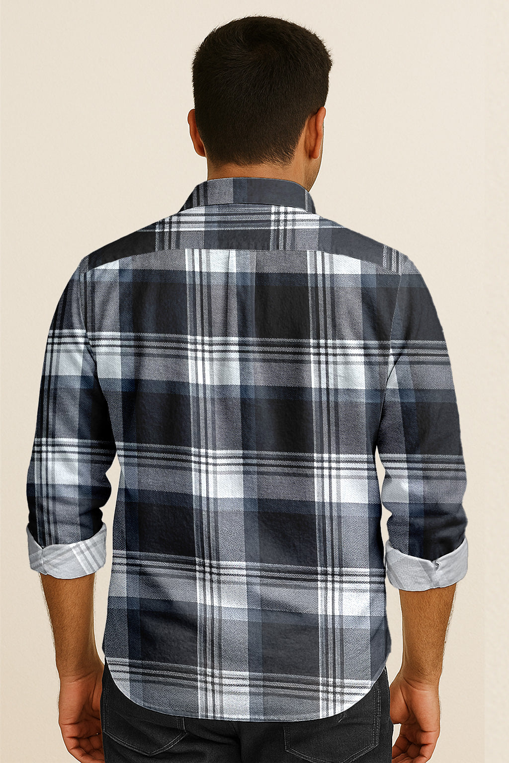 Classic Flannel Style Shirt – Long Sleeve Button Down in Checkered Plaid Pattern