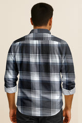 Classic Flannel Style Shirt – Long Sleeve Button Down in Checkered Plaid Pattern