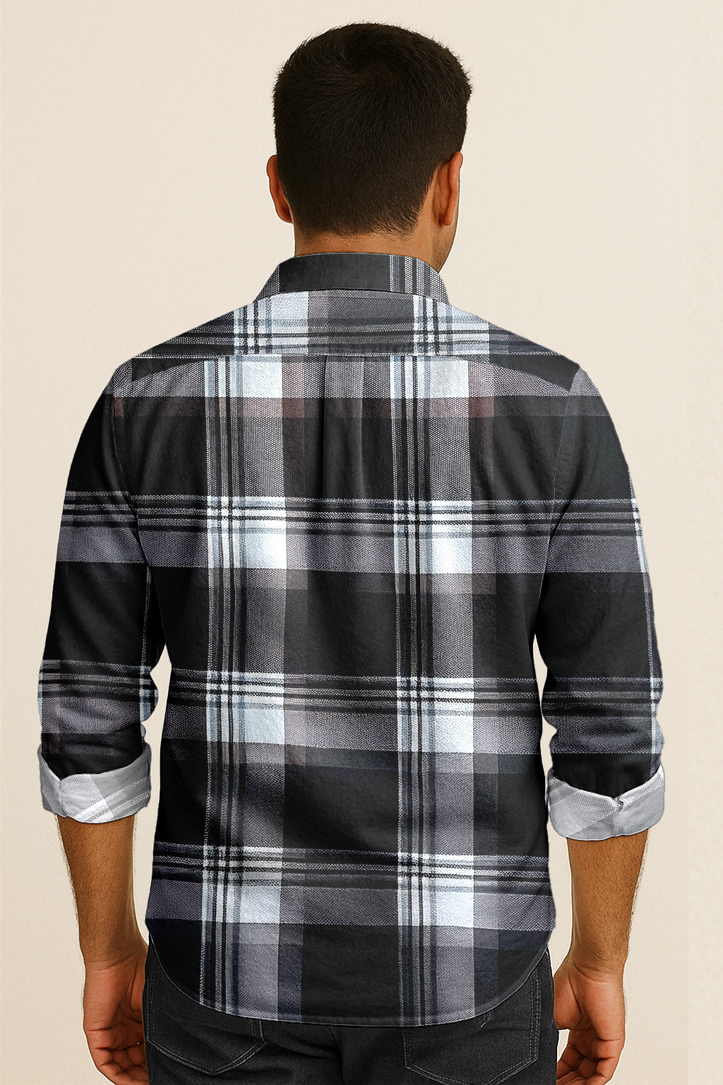 Classic Flannel Style Shirt – Long Sleeve Button Down in Checkered Plaid Pattern