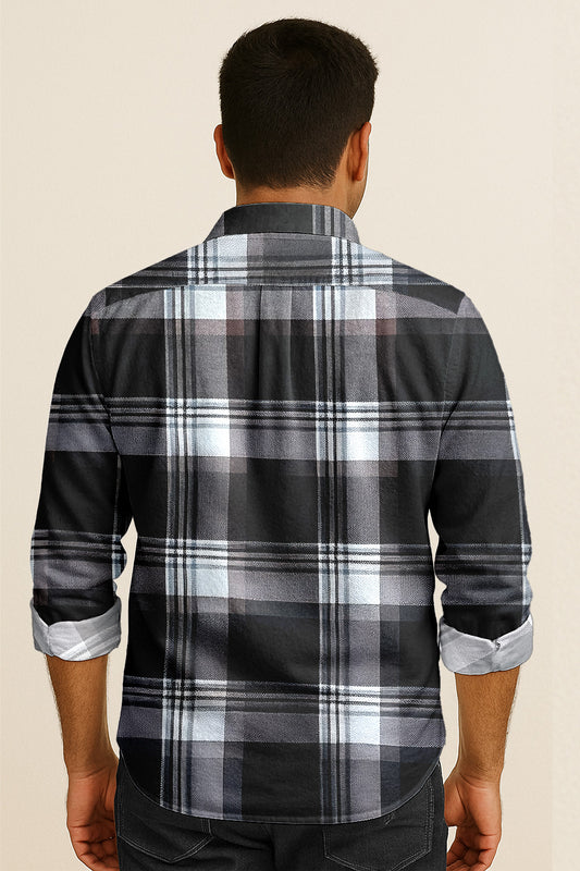 Classic Flannel Style Shirt – Long Sleeve Button Down in Checkered Plaid Pattern