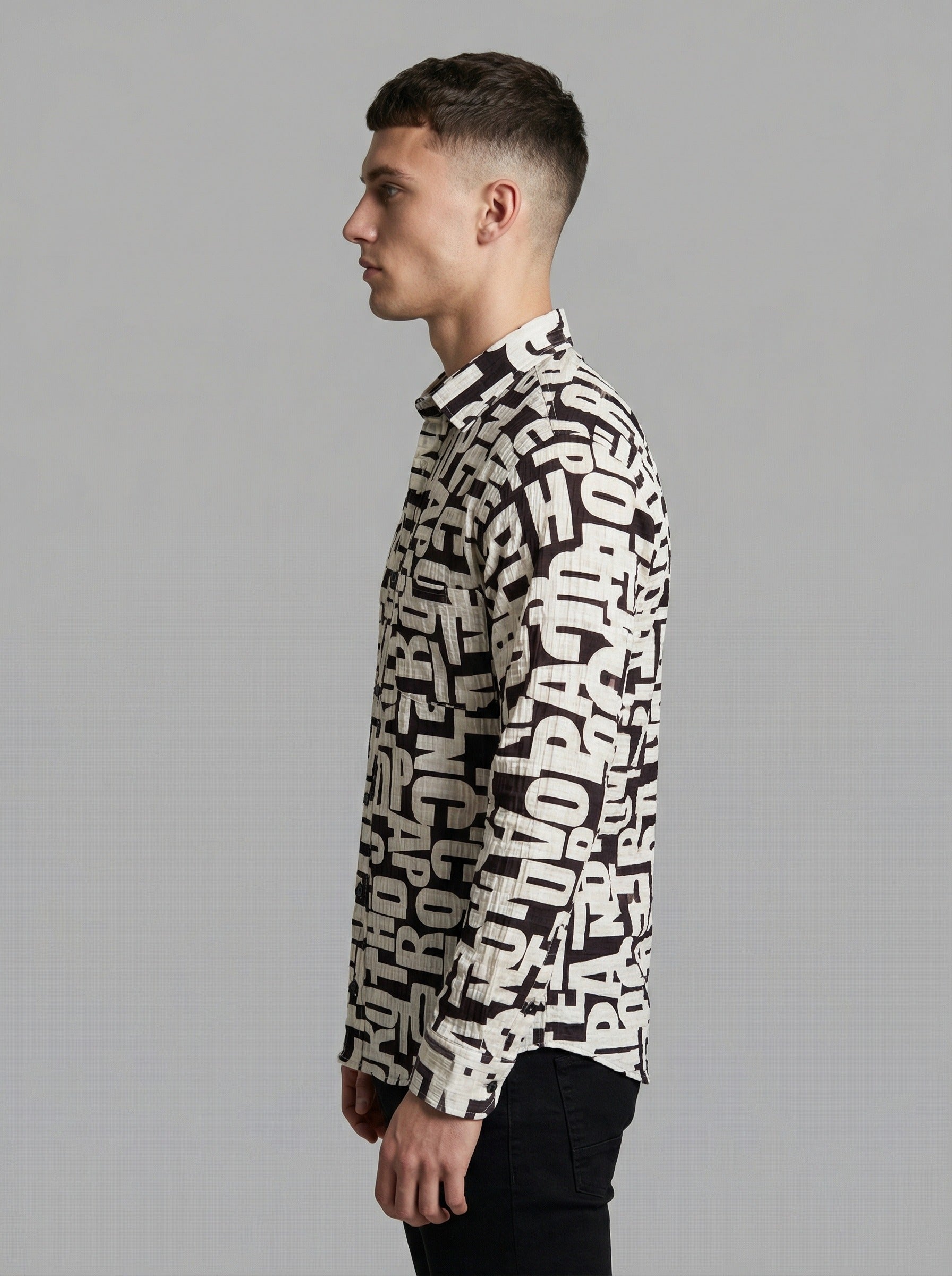 Men's Monochrome Typography Print Long Sleeve Button-Down Shirt