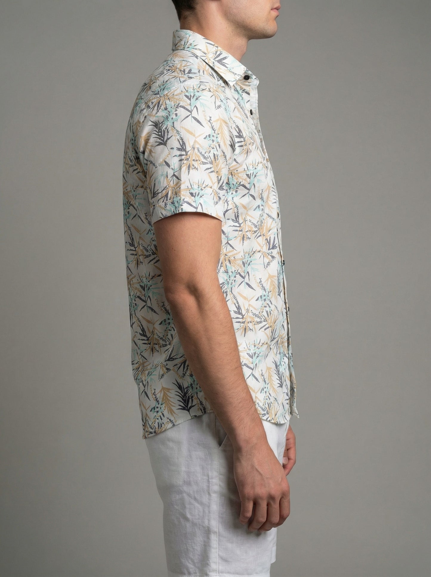 Men's Tropical Bamboo Leaf Print Button-Down Shirt - White & Tan Long Sleeve Casual Summer Shirt