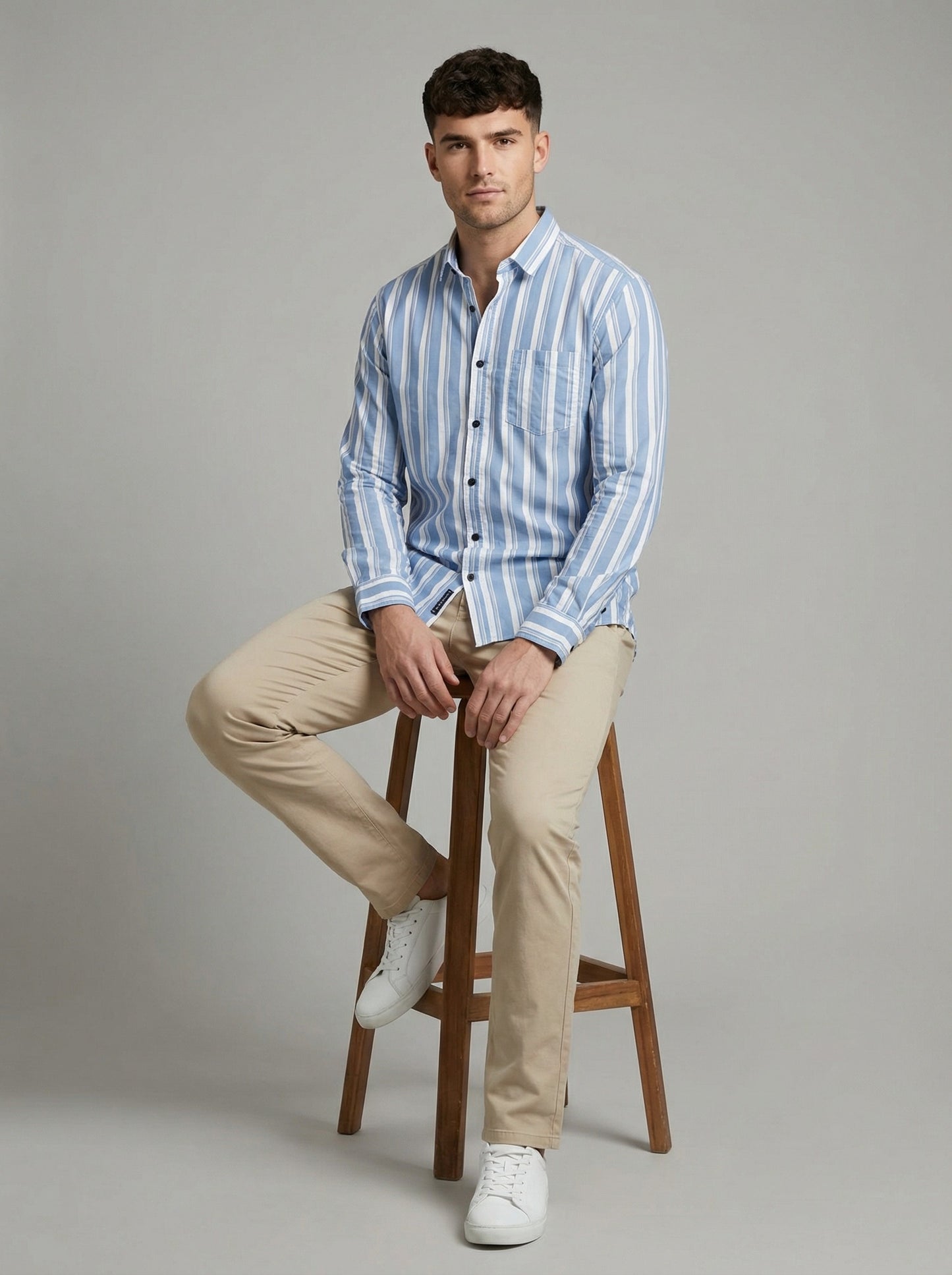 Towne Men's Classic Blue and White Striped Button-Down Shirt