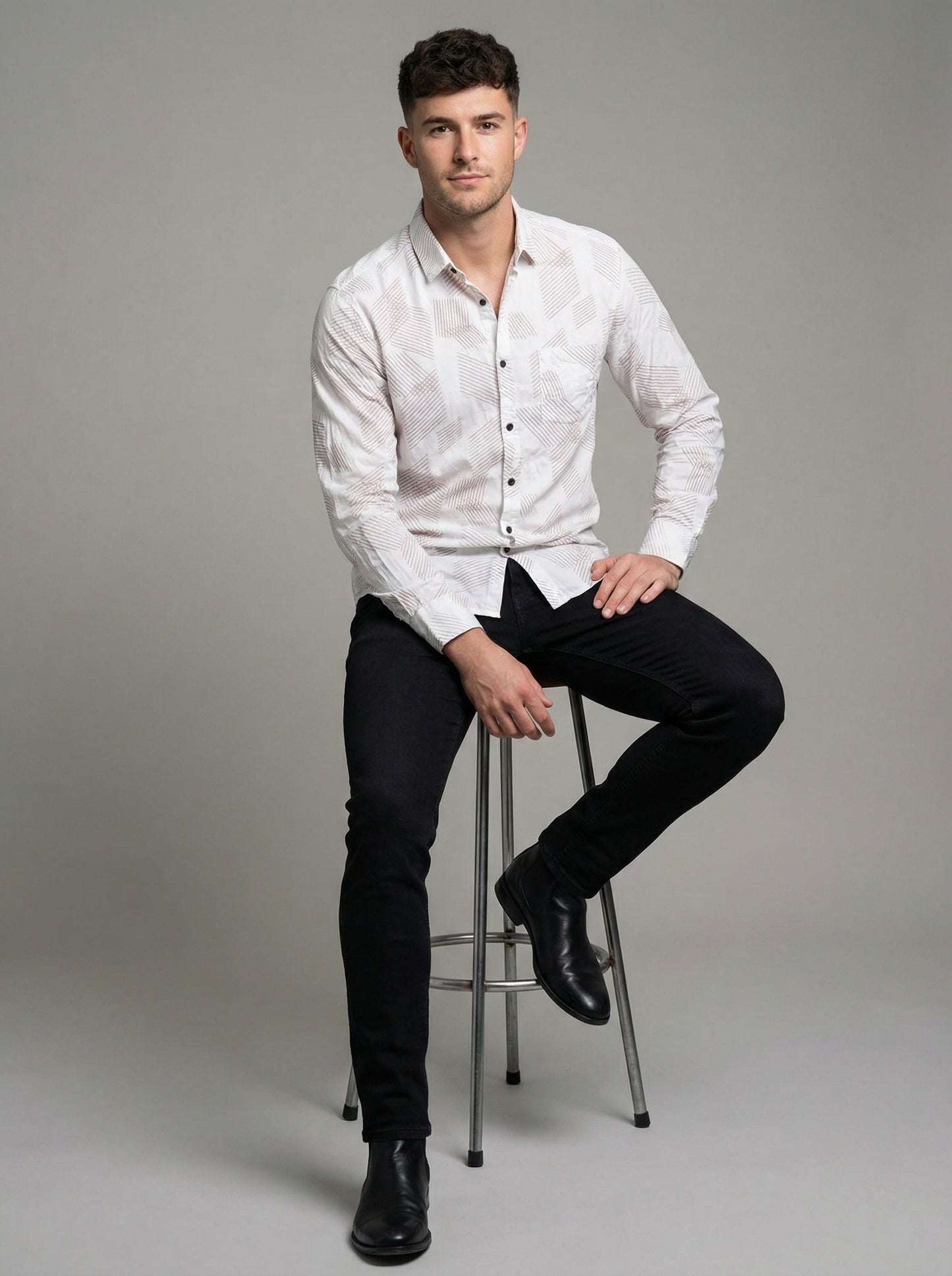 Men's Modern Geometric Line Pattern Long Sleeve Button-Down Shirt