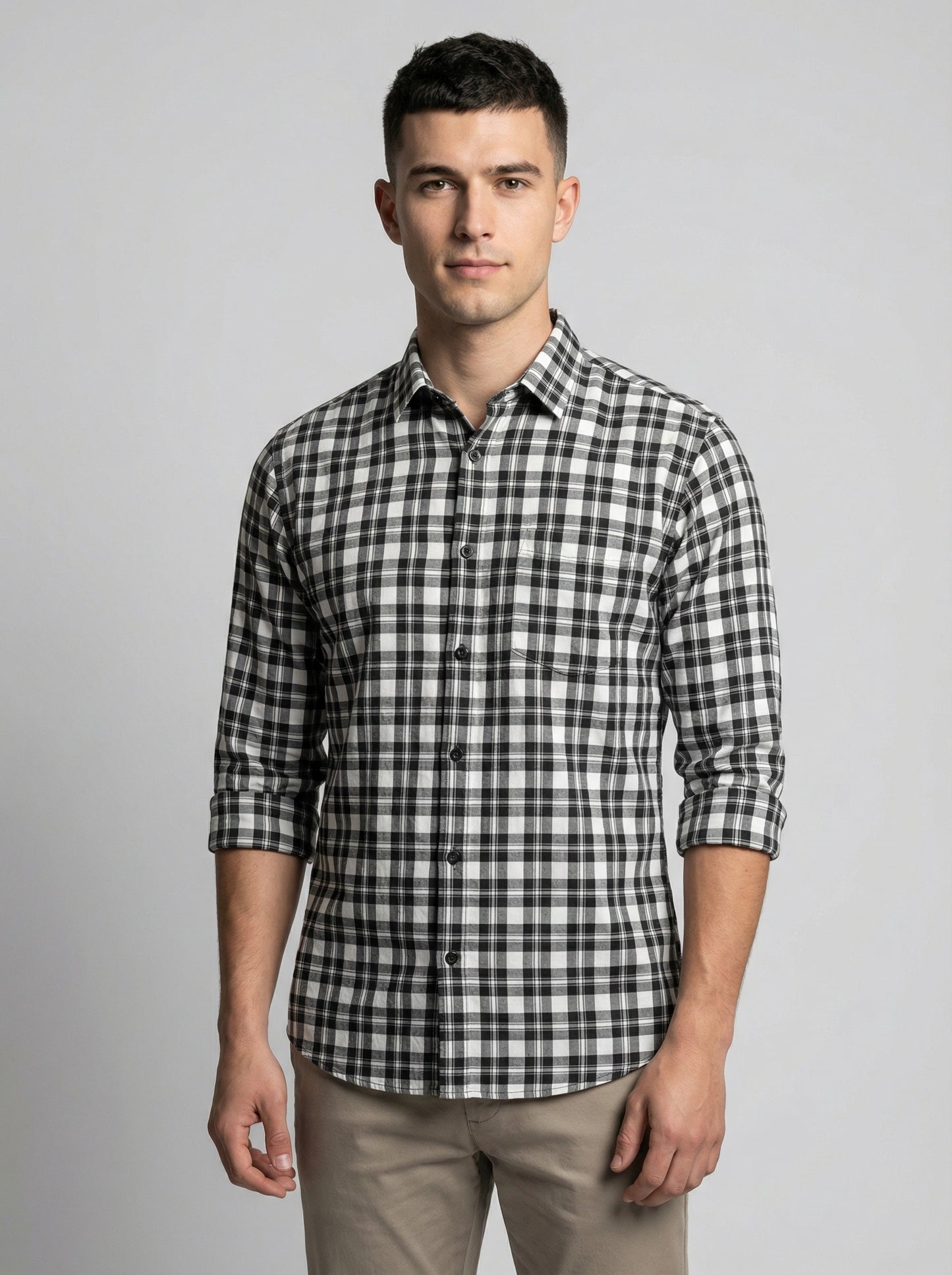 Men's Black and White Gingham Plaid Long Sleeve Button-Down Shirt