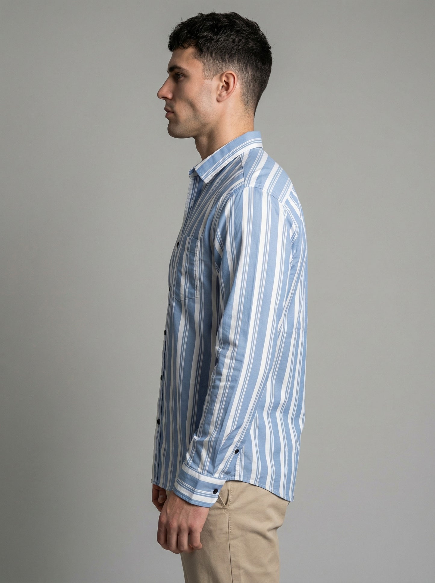 Towne Men's Classic Blue and White Striped Button-Down Shirt