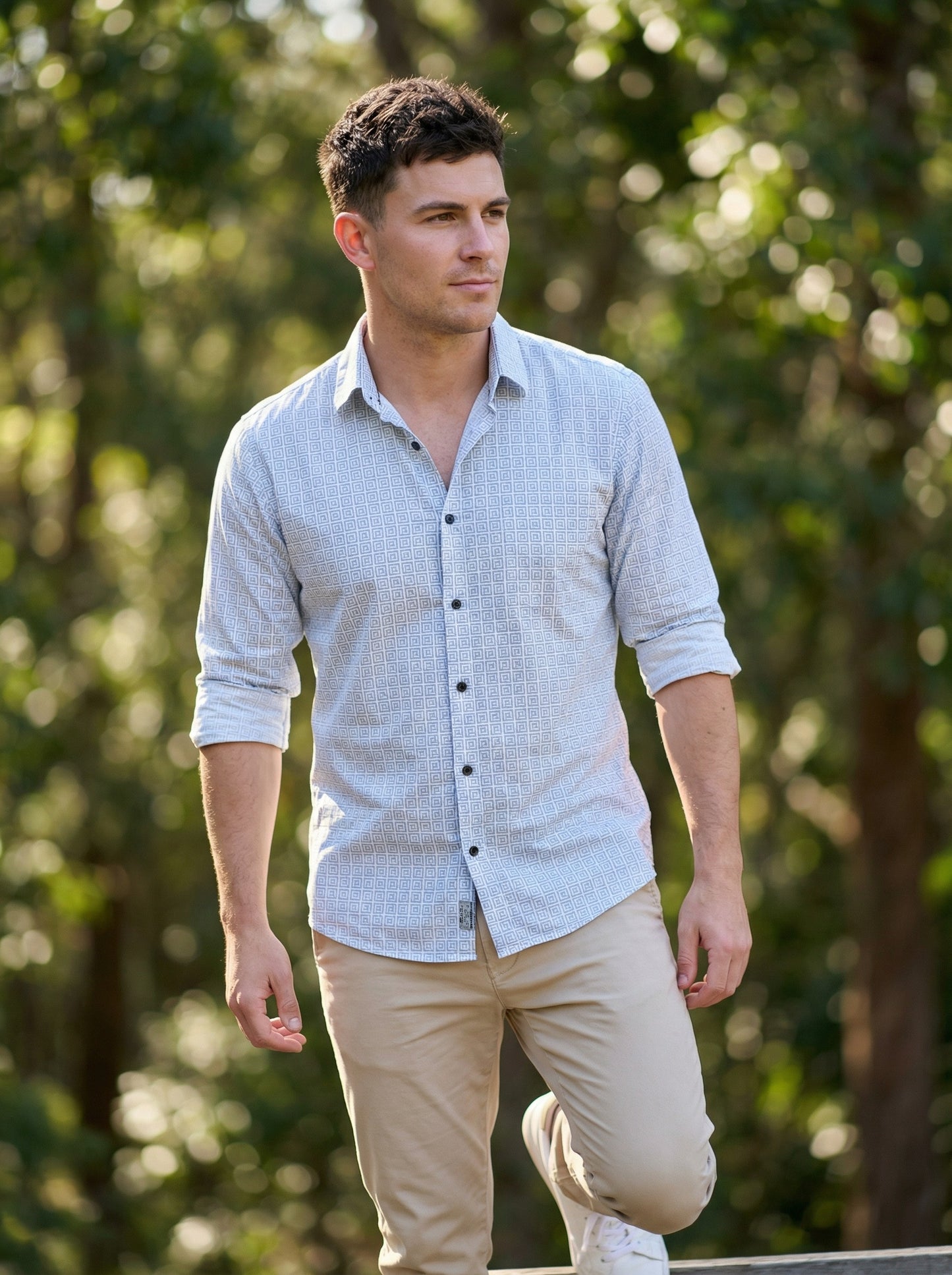 Men's Slim Fit Geometric Greek Key Print Button-Down Shirt