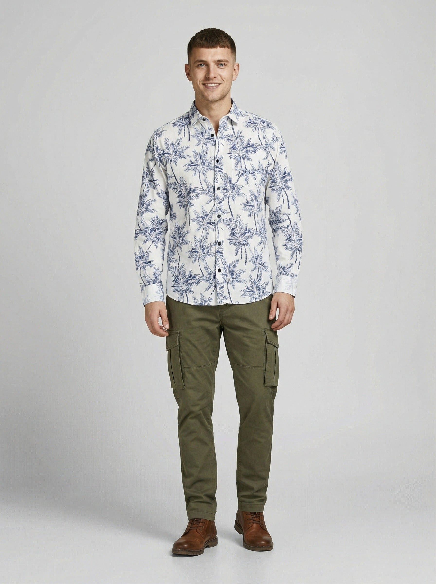 Men's Slim Fit Navy Palm Tree Print White Resort Shirt