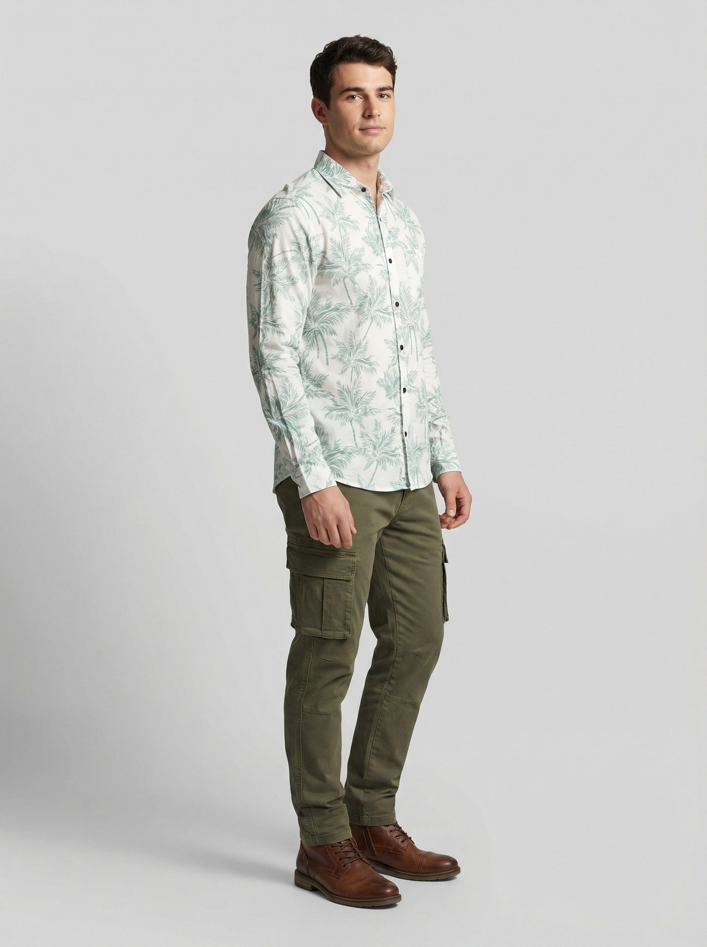 Premium Cotton Slim-Fit Palm Print Resort Shirt - Green/White
