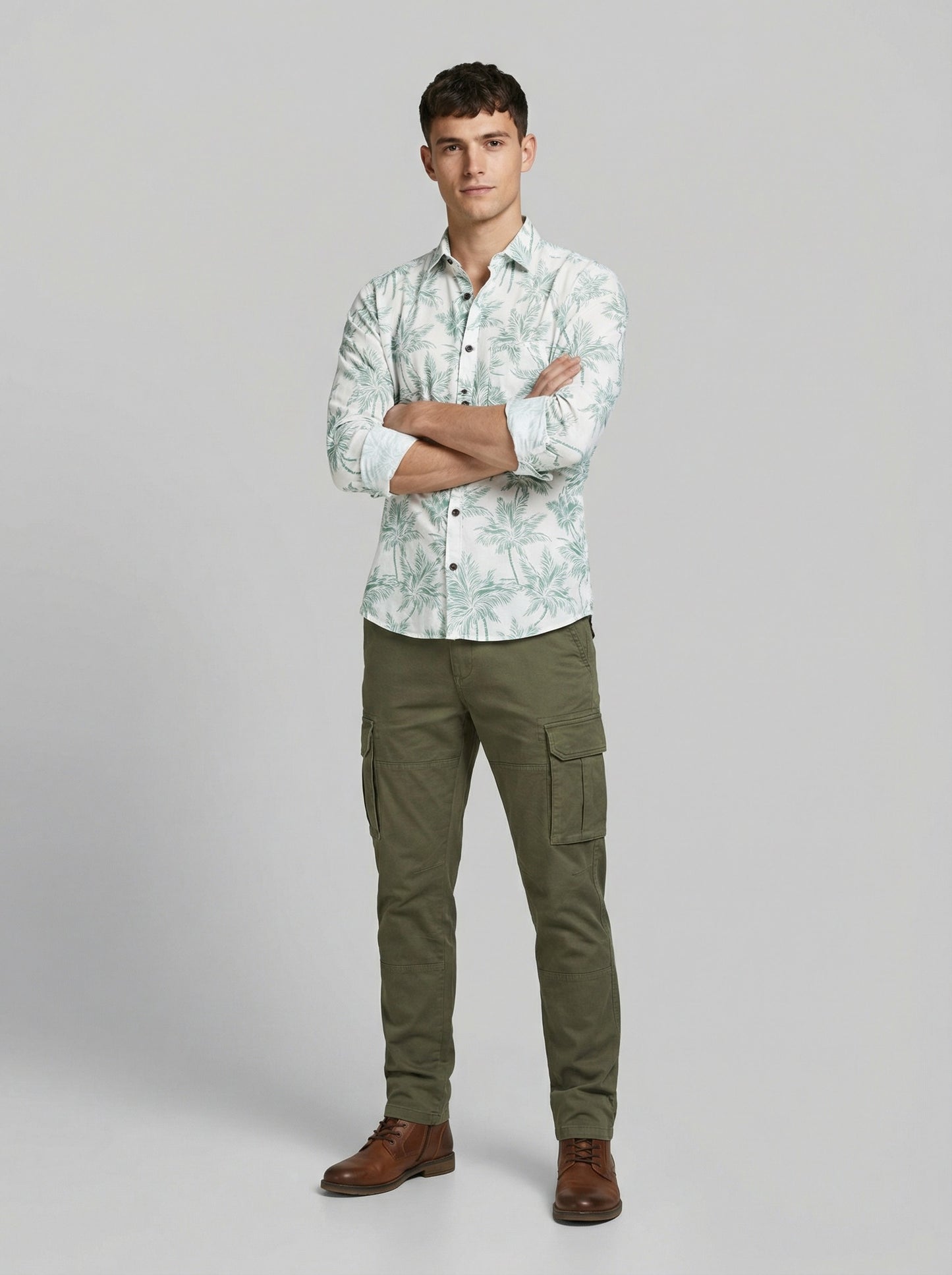 Premium Cotton Slim-Fit Palm Print Resort Shirt - Green/White